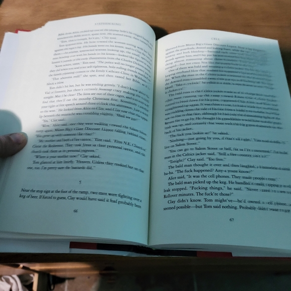 Stephen King's Cell - Picture 3 of 4